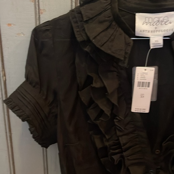 beautiful black blouse - Picture 3 of 6